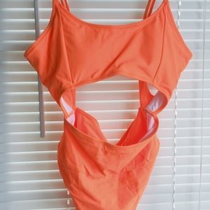 1pc swimsuit small-medium